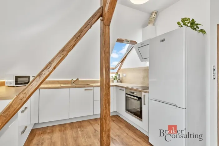 Pronájem bytu 2+kk, Liberec - Liberec I-Staré Město, Ruprechtická, 74 m2