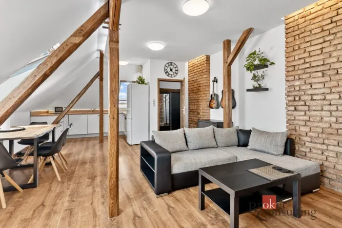 Pronájem bytu 2+kk, Liberec - Liberec I-Staré Město, Ruprechtická, 74 m2