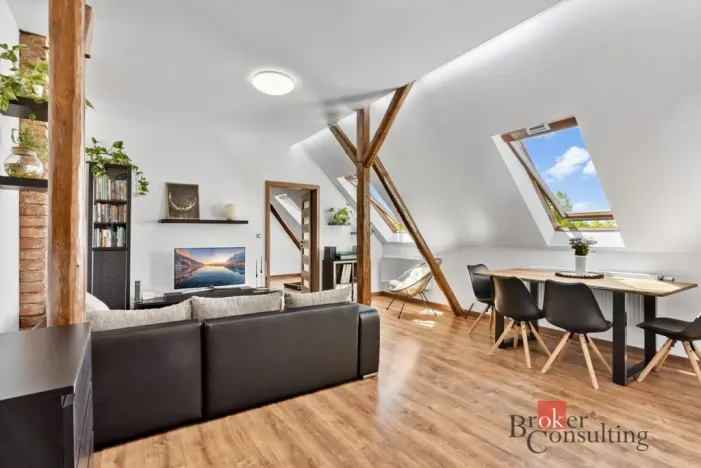 Pronájem bytu 2+kk, Liberec - Liberec I-Staré Město, Ruprechtická, 74 m2