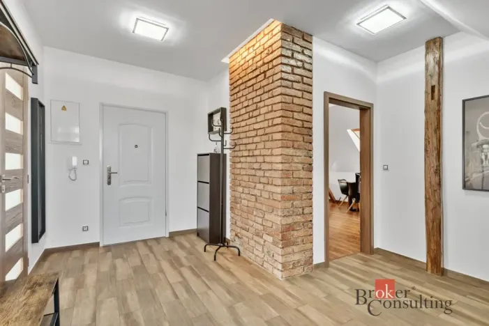 Pronájem bytu 2+kk, Liberec - Liberec I-Staré Město, Ruprechtická, 74 m2