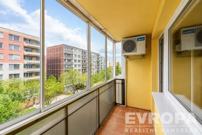 Prodej bytu 3+1, Praha - Hlubočepy, Voskovcova, 77 m2