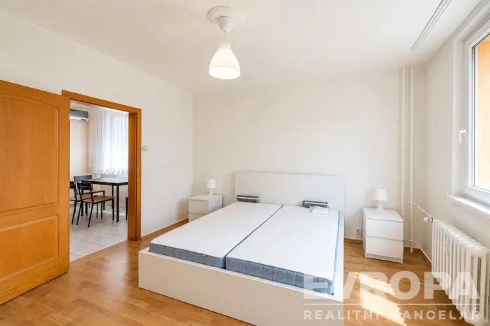 Prodej bytu 3+1, Praha - Hlubočepy, Voskovcova, 77 m2