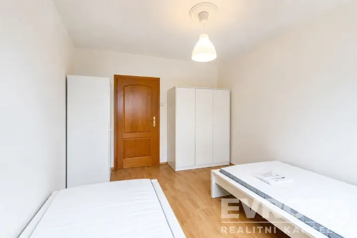 Prodej bytu 3+1, Praha - Hlubočepy, Voskovcova, 77 m2