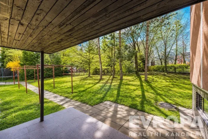 Prodej bytu 3+1, Praha - Hlubočepy, Voskovcova, 77 m2