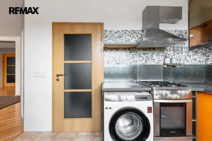 Prodej bytu 2+kk, Karlovy Vary, Horova, 86 m2