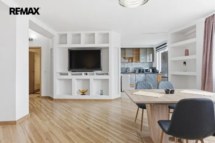 Prodej bytu 2+kk, Karlovy Vary, Horova, 86 m2