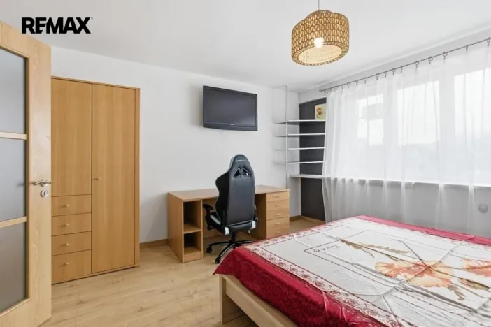 Prodej bytu 2+kk, Karlovy Vary, Horova, 86 m2
