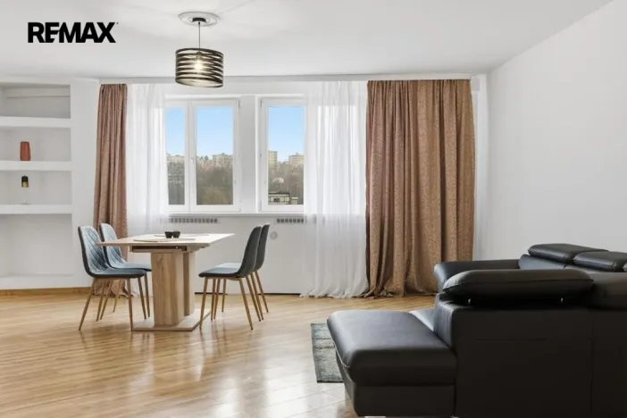 Prodej bytu 2+kk, Karlovy Vary, Horova, 86 m2