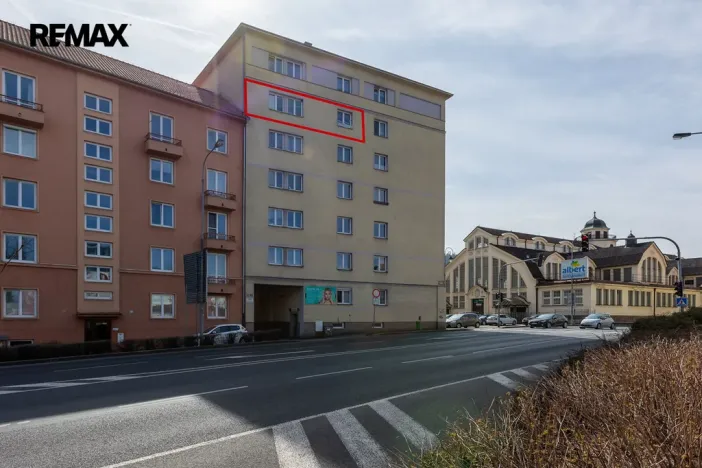 Prodej bytu 2+kk, Karlovy Vary, Horova, 86 m2