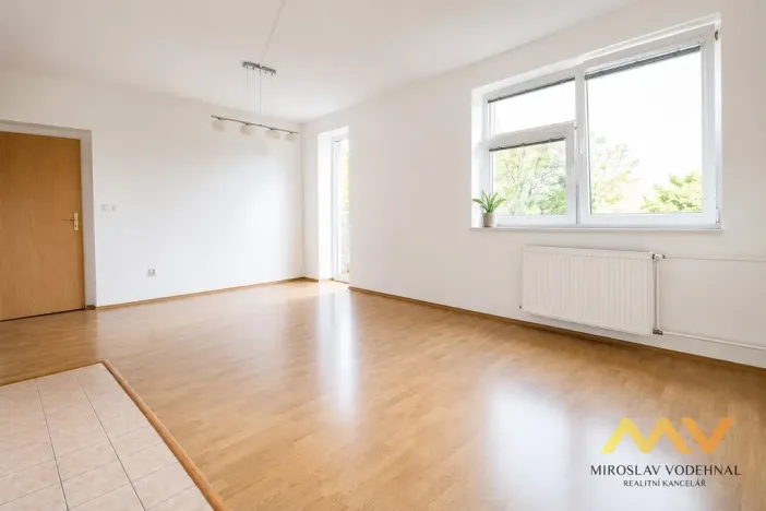 Pronájem bytu 2+kk, Hradec Králové - Kukleny, Pražská třída, 50 m2