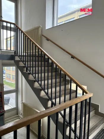 Pronájem obchodního prostoru, Jablonec nad Nisou, Riegrova, 20 m2