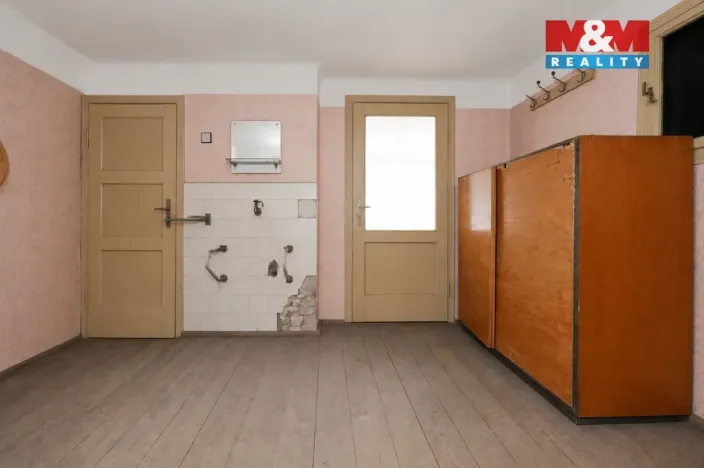 Prodej činžovního domu, Černovice, Táborská, 330 m2
