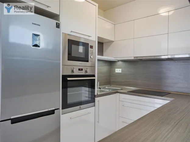 Pronájem bytu 3+kk, Plzeň - Severní Předměstí, K Zahradnictví, 94 m2