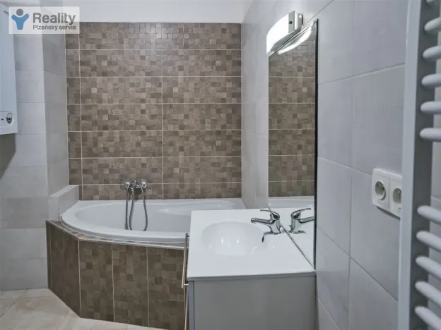 Pronájem bytu 3+kk, Plzeň - Severní Předměstí, K Zahradnictví, 94 m2