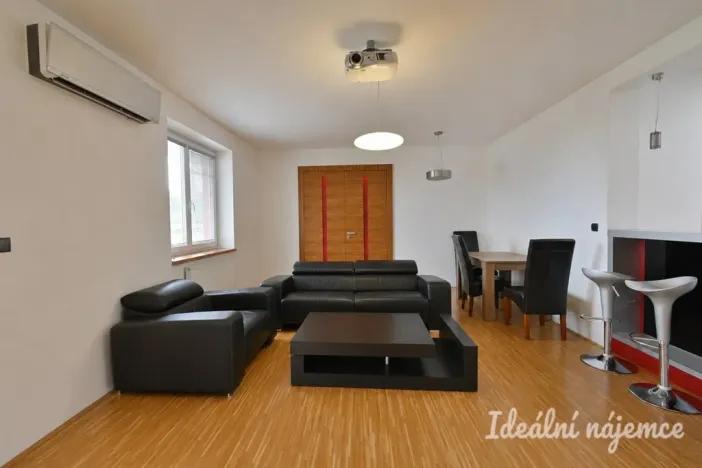 Pronájem bytu 4+kk, Brno, Trýbova, 131 m2