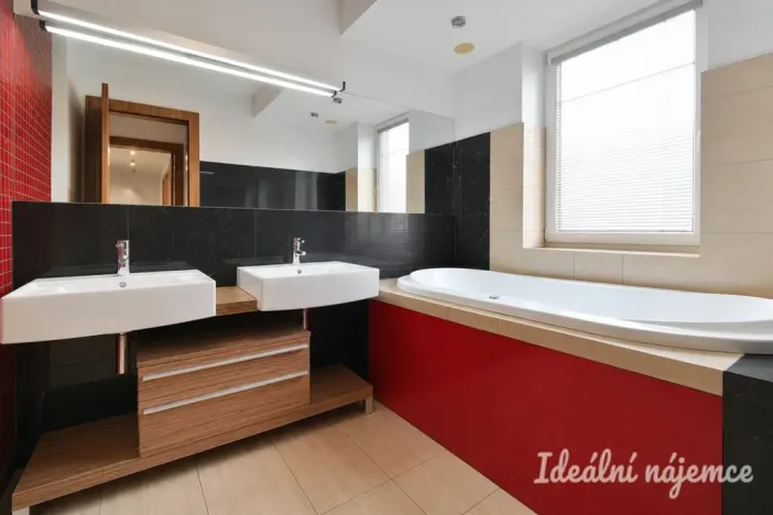 Pronájem bytu 4+kk, Brno, Trýbova, 131 m2
