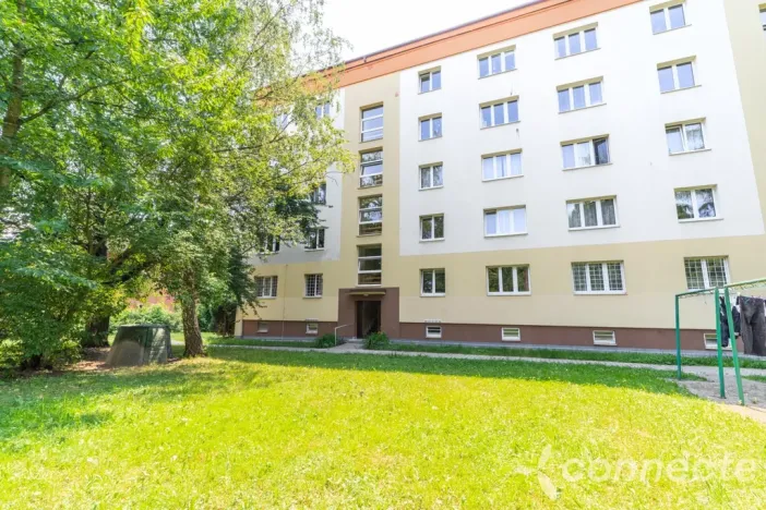 Prodej bytu 3+1, Praha - Malešice, Káranská, 71 m2
