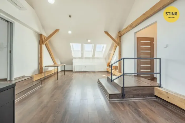 Prodej bytu 3+kk, Žďár nad Sázavou, Nádražní, 77 m2