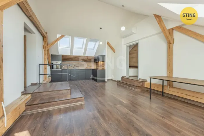 Prodej bytu 3+kk, Žďár nad Sázavou, Nádražní, 77 m2