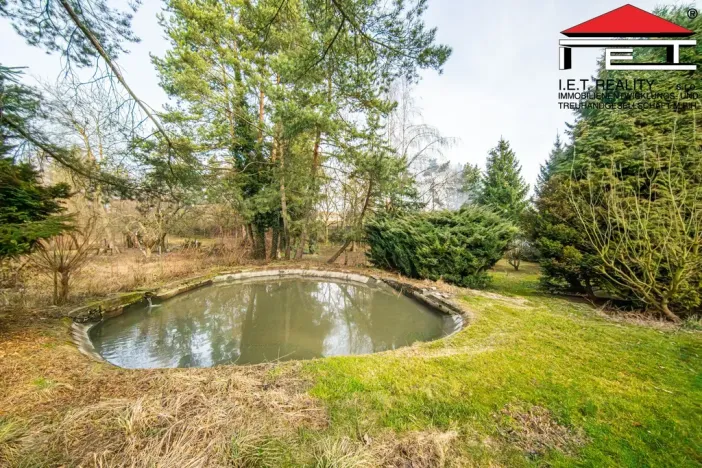 Prodej rodinného domu, Rynholec, nám. 1. máje, 561 m2