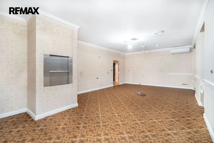 Prodej bytu 6+kk a větší, Karlovy Vary, Svahová, 537 m2