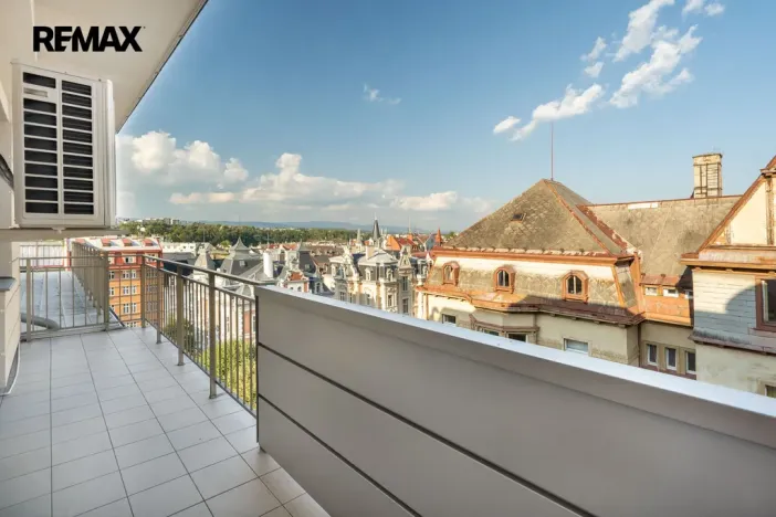 Prodej bytu 6+kk a větší, Karlovy Vary, Svahová, 537 m2