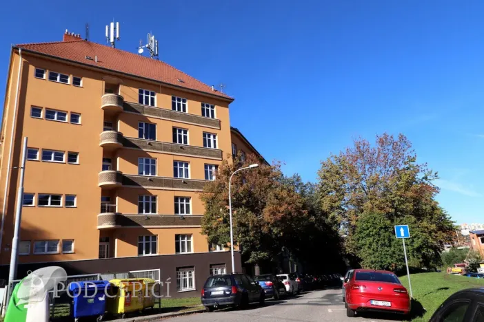 Pronájem atypického bytu, Brno - Královo Pole, Palackého třída, 23 m2