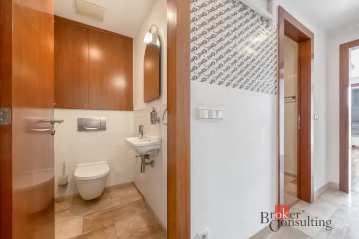 Pronájem bytu 2+kk, Praha - Vysočany, Paříkova, 60 m2