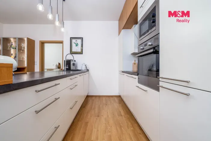 Prodej bytu 3+kk, Praha - Čakovice, Theinova, 91 m2