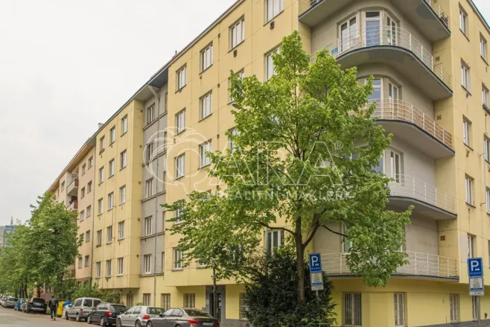 Pronájem bytu 1+kk, Praha - Holešovice, Jankovcova, 27 m2