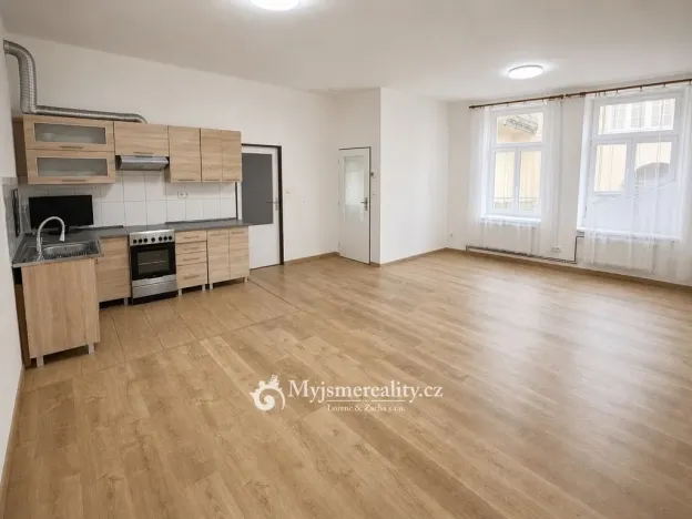 Pronájem bytu 2+kk, Znojmo, Kovářská, 75 m2