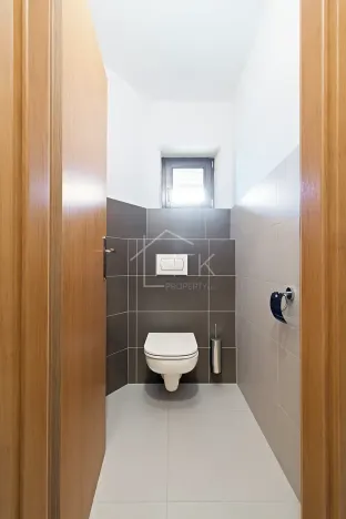 Prodej rodinného domu, Pržno, 218 m2