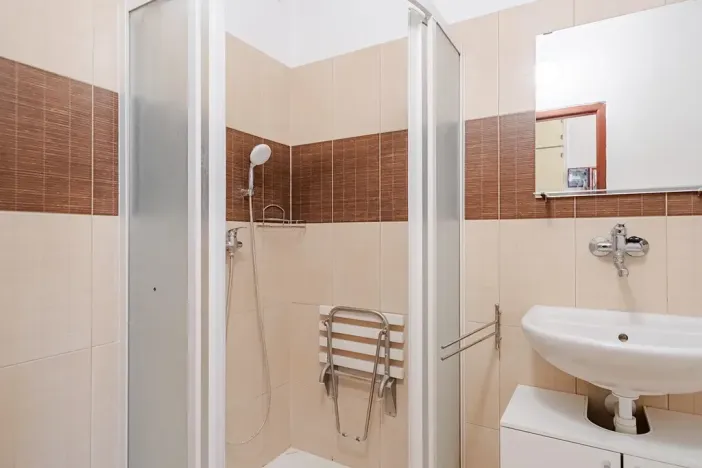 Prodej bytu 2+1, Nové Hrady, 75 m2