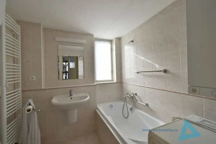 Pronájem bytu 3+kk, Nová Paka, Havlíčkova, 120 m2