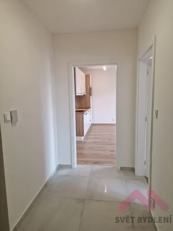 Pronájem bytu 2+kk, Praha - Kyje, Jamská, 42 m2