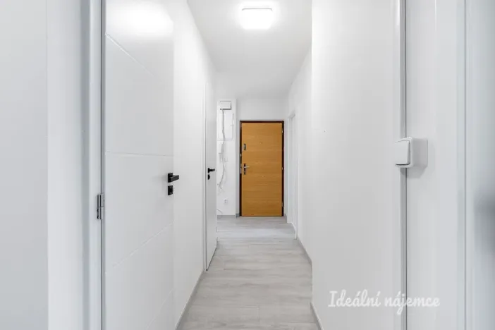 Pronájem bytu 3+1, Praha, Janského, 74 m2