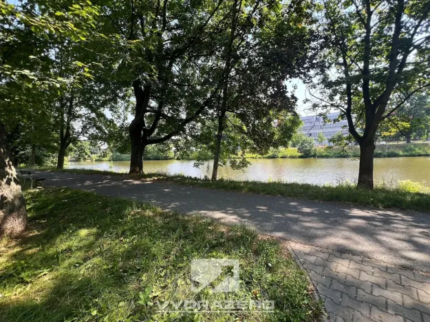 Prodej bytu 3+1, Hradec Králové, Smetanovo nábřeží, 55 m2
