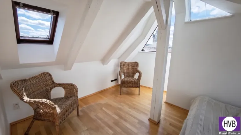 Prodej bytu 2+kk, Praha, Navrátilova, 106 m2
