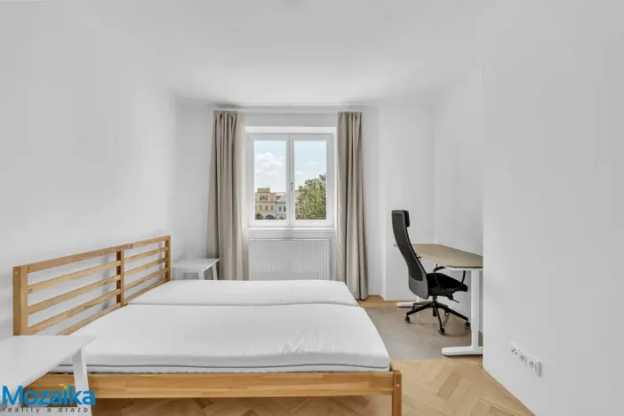 Pronájem bytu 2+kk, Lanškroun - Lanškroun-Vnitřní Město, nám. J. M. Marků, 62 m2