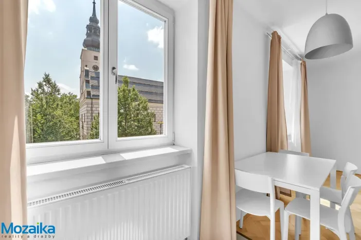 Pronájem bytu 2+kk, Lanškroun - Lanškroun-Vnitřní Město, nám. J. M. Marků, 62 m2