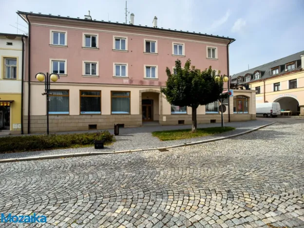 Pronájem bytu 2+kk, Lanškroun - Lanškroun-Vnitřní Město, nám. J. M. Marků, 62 m2