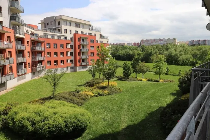 Pronájem bytu 1+kk, Praha - Záběhlice, Mattioliho, 35 m2