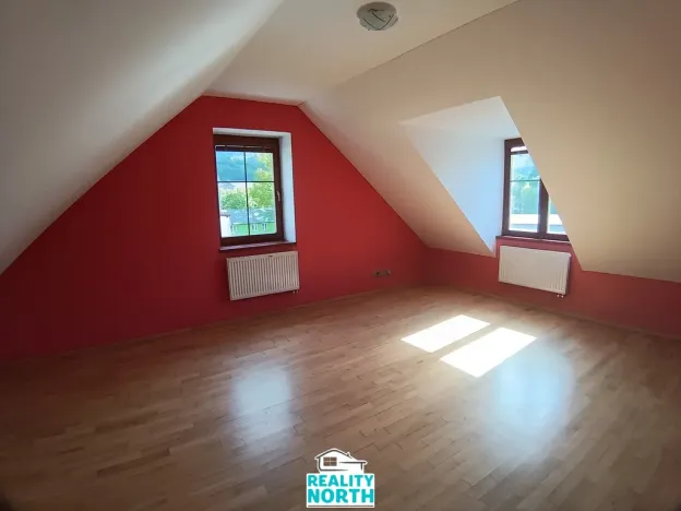 Prodej bytu 4+kk, Hejnice, Klášterní, 88 m2