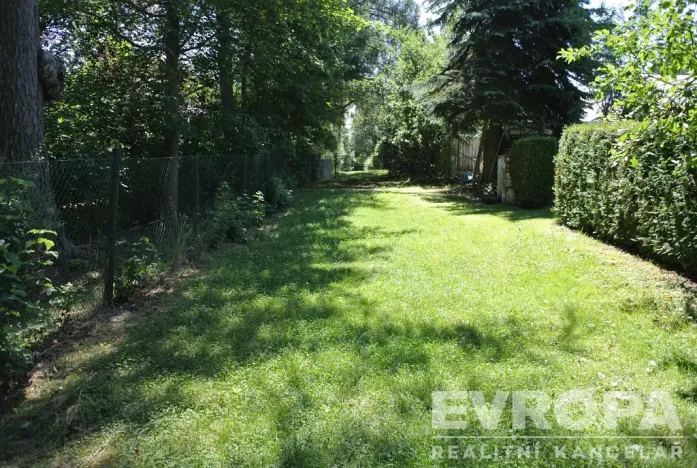 Prodej zahrady, Jilemnice, 365 m2