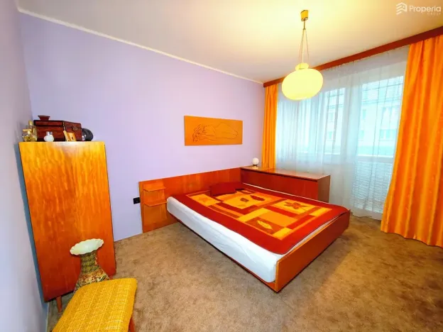 Prodej bytu 3+1, Znojmo, Pražská sídl., 75 m2