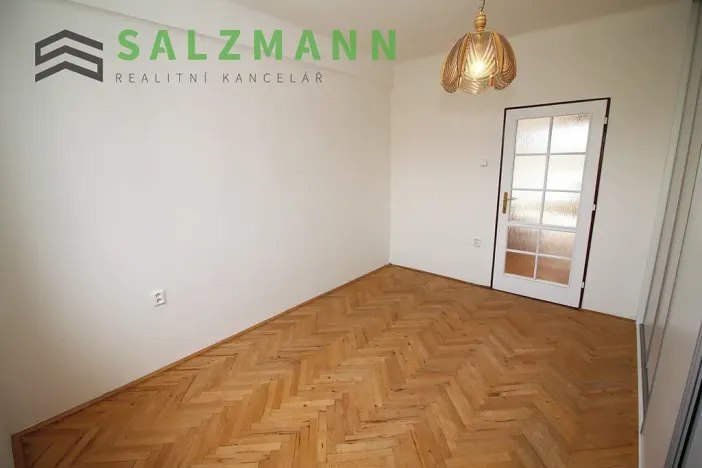 Pronájem bytu 2+1, Plzeň, náměstí Generála Píky, 48 m2