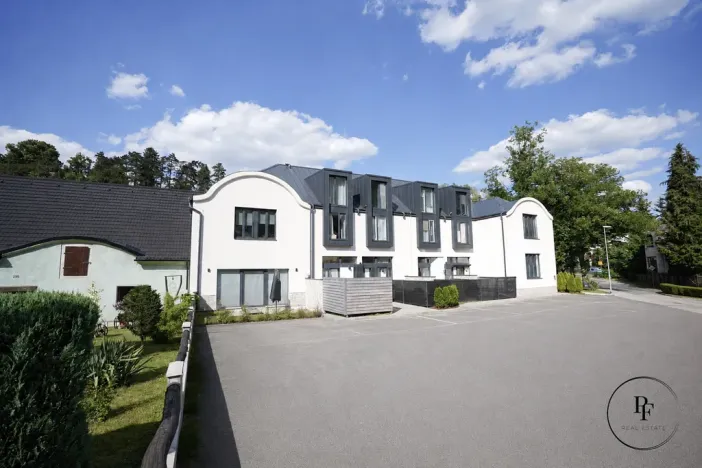 Prodej bytu 3+kk, Bělá pod Bezdězem, U Kina, 70 m2