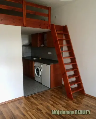 Pronájem bytu 1+kk, Praha - Vysočany, Freyova, 19 m2
