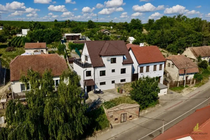 Prodej rodinného domu, Bulhary, 281 m2