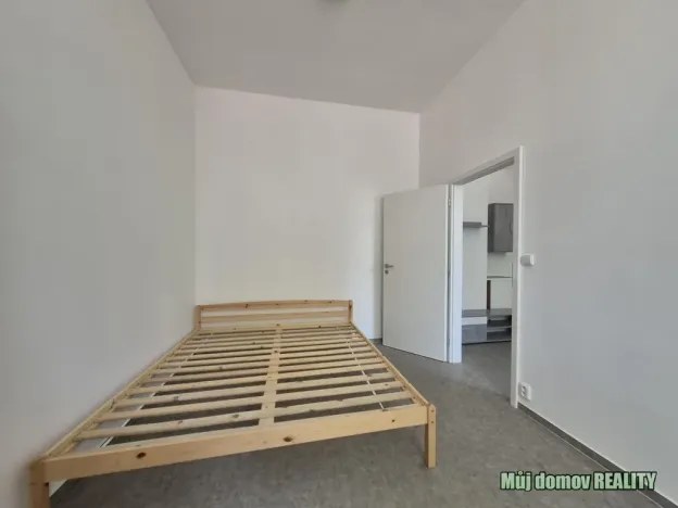Pronájem bytu 2+kk, Praha - Kbely, Luštěnická, 48 m2